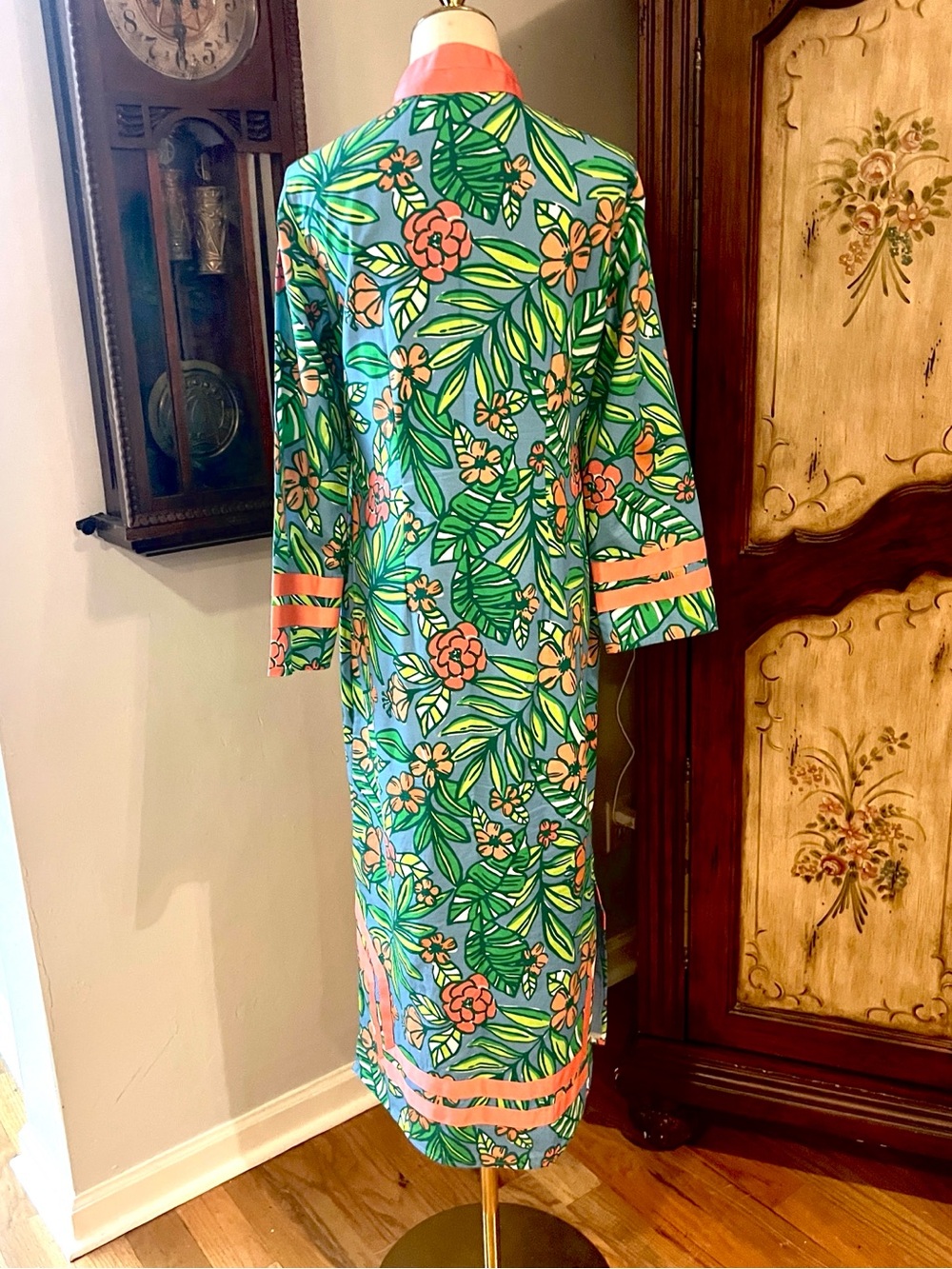 Sail to Sable,Tropical Floral Tunic Midi Dress Pink Trim Resort Preppy,Size S - Picture 5 of 5